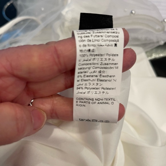 Woman’s White Jumpsuit w/ Tulle Sleeves with Pearls.Wide Leg. Size:Medium NWOT - Picture 14 of 16